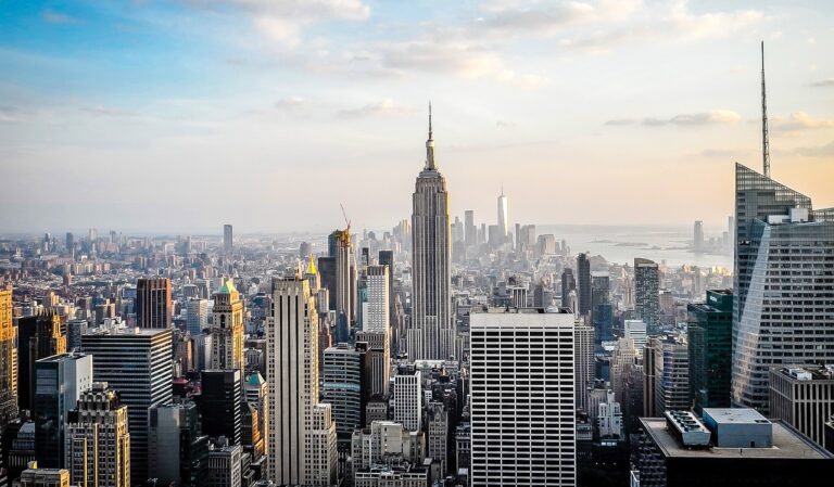 Fun Coffee Shops and Cafes Near New York City new york city